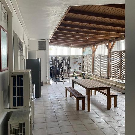 פואנט-א-פיטרה Pelikan Chambres D'Hotes מראה חיצוני תמונה